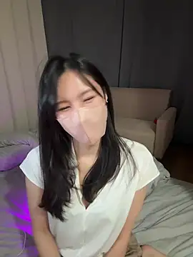 Snapshot of cupido_meimei chatting on 02/18/25, 01:22 cupido meimei online show from 02/18/25, 01:22