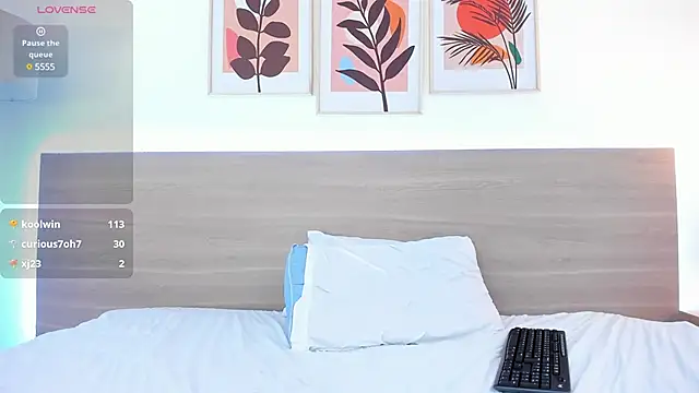 Snapshot of nataliiiiia chatting on 01/29/25, 05:45 nataliiiiia online show from 01/29/25, 05:45