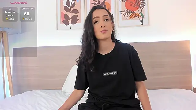 Snapshot of nataliiiiia chatting on 02/20/25, 11:42 nataliiiiia online show from 02/20/25, 11:42