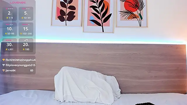 Snapshot of nataliiiiia chatting on 02/20/25, 05:51 nataliiiiia online show from 02/20/25, 05:51