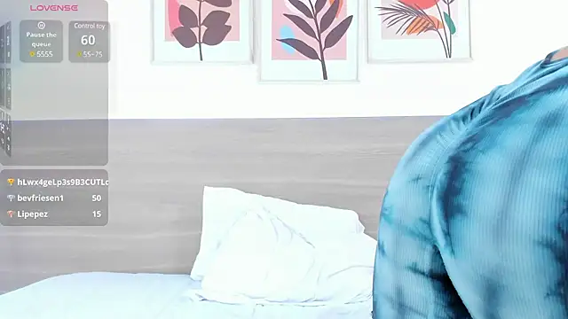 Snapshot of nataliiiiia chatting on 03/18/25, 05:53 nataliiiiia online show from 03/18/25, 05:53