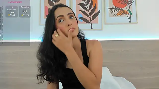 Snapshot of nataliiiiia chatting on 03/19/25, 11:39 nataliiiiia online show from 03/19/25, 11:39