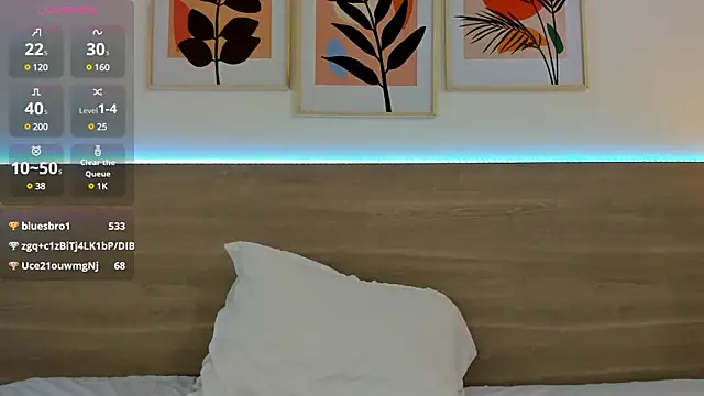 Snapshot of nataliiiiia chatting on 03/21/25, 02:40 nataliiiiia online show from 03/21/25, 02:40