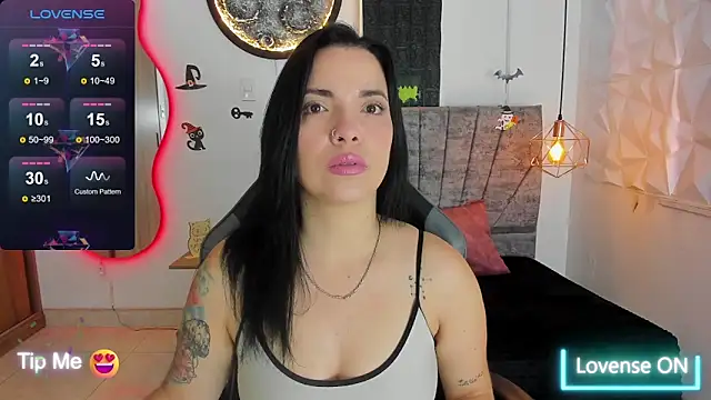 tatiana sc online show from 10/17/25, 01:25