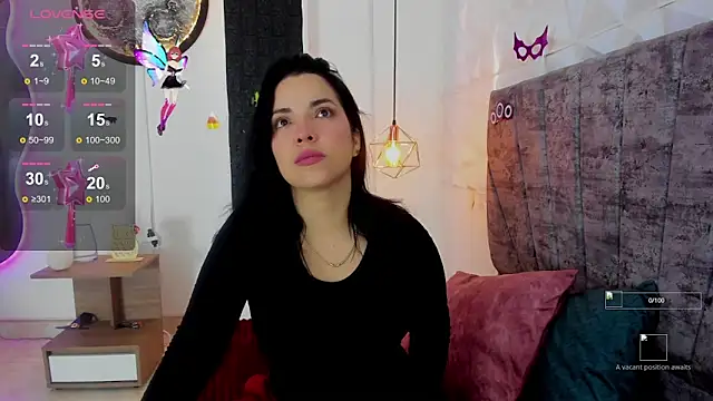 tatiana sc online show from 10/27/25, 01:26