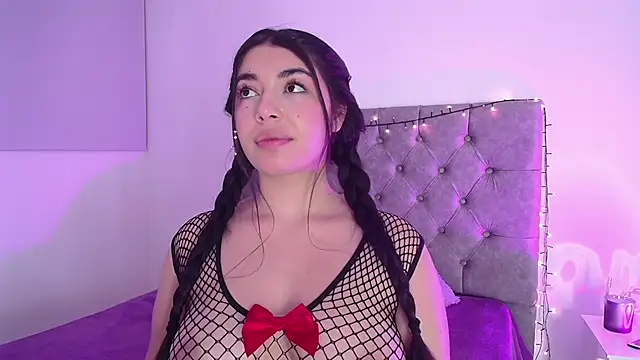 Snapshot of _kimtorres__ chatting on 01/12/25, 04:52 kimtorres online show from 01/12/25, 04:52