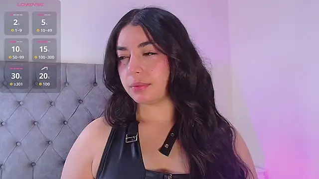 Snapshot of _kimtorres__ chatting on 10/30/25, 03:02 kimtorres online show from 10/30/25, 03:02