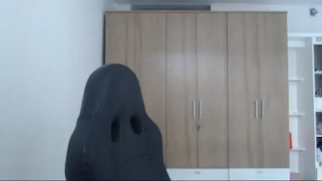 RoxanaLove9 online show from 09/14/25, 06:29