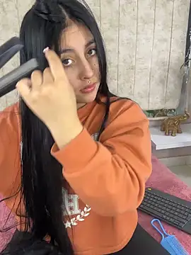 Annie9  online show from 03/14/25, 10:27