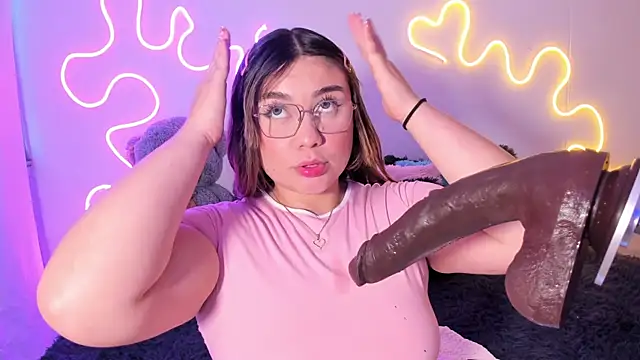 Snapshot of Isa_belaa chatting on 11/05/25, 07:25 Isa belaa online show from 11/05/25, 07:25