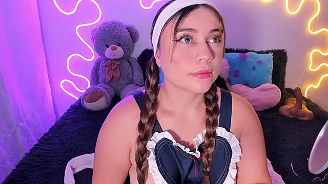 Snapshot of Isa_belaa chatting on 11/27/25, 10:56 Isa belaa online show from 11/27/25, 10:56