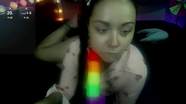 Snapshot of kellycakemeow chatting on 11/11/25, 04:56 kellycakemeow online show from 11/11/25, 04:56