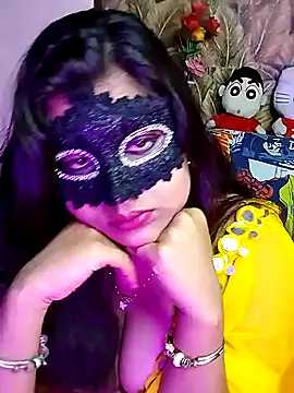 Snapshot of Hottyalia chatting on 12/11/24, 09:01 Hottyalia online show from 12/11/24, 09:01