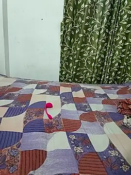 Snapshot of Hottyalia chatting on 09/28/25, 11:54 Hottyalia online show from 09/28/25, 11:54