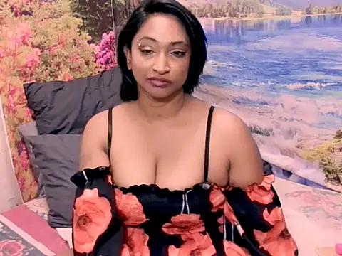 Snapshot of indianspicey chatting on 11/26/25, 08:21 indianspicey online show from 11/26/25, 08:21