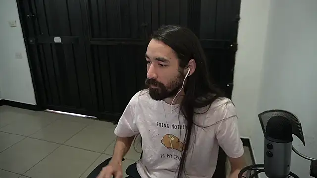 Snapshot of Your_Ice_cream chatting on 01/30/25, 11:55 Your Ice cream online show from 01/30/25, 11:55