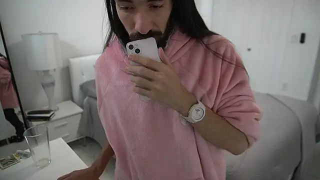 Snapshot of Your_Ice_cream chatting on 02/13/25, 02:42 Your Ice cream online show from 02/13/25, 02:42