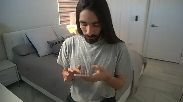 Snapshot of Your_Ice_cream chatting on 02/23/25, 02:04 Your Ice cream online show from 02/23/25, 02:04