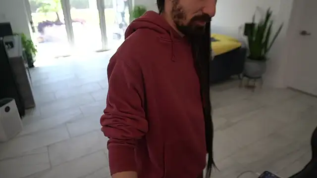 Snapshot of Your_Ice_cream chatting on 03/06/25, 03:02 Your Ice cream online show from 03/06/25, 03:02