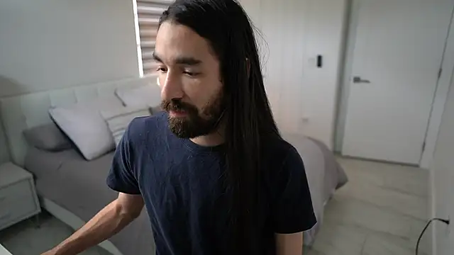 Snapshot of Your_Ice_cream chatting on 03/10/25, 04:03 Your Ice cream online show from 03/10/25, 04:03