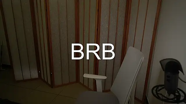 Snapshot of Your_Ice_cream chatting on 09/18/25, 02:08 Your Ice cream online show from 09/18/25, 02:08