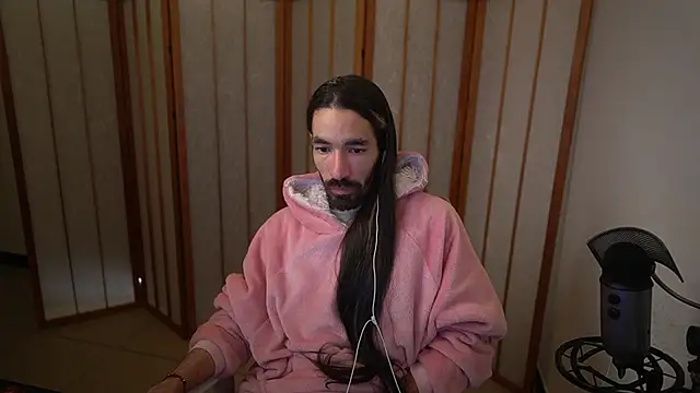 Snapshot of Your_Ice_cream chatting on 10/25/25, 03:18 Your Ice cream online show from 10/25/25, 03:18