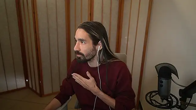 Snapshot of Your_Ice_cream chatting on 11/06/25, 03:35 Your Ice cream online show from 11/06/25, 03:35