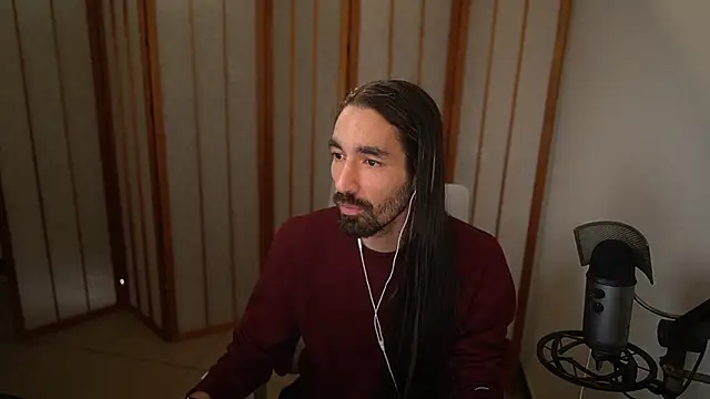 Snapshot of Your_Ice_cream chatting on 11/20/25, 03:12 Your Ice cream online show from 11/20/25, 03:12