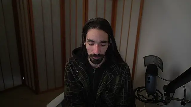 Snapshot of Your_Ice_cream chatting on 11/26/25, 02:18 Your Ice cream online show from 11/26/25, 02:18