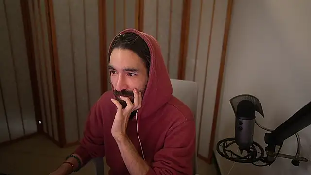 Snapshot of Your_Ice_cream chatting on 12/04/25, 01:20 Your Ice cream online show from 12/04/25, 01:20