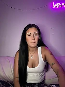 Snapshot of SweNatasha chatting on 12/10/24, 07:11 SweNatasha online show from 12/10/24, 07:11