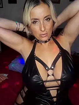 Snapshot of DesireSatler chatting on 03/02/25, 11:09 DesireSatler online show from 03/02/25, 11:09