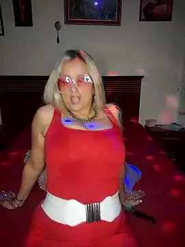 Snapshot of DesireSatler chatting on 10/18/25, 03:09 DesireSatler online show from 10/18/25, 03:09