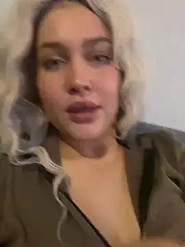 KikiWatson online show from 01/18/25, 11:11