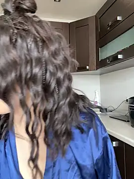 KikiWatson online show from 02/21/25, 12:17