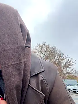 KikiWatson online show from 11/14/25, 07:18