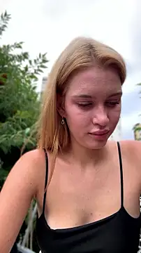 KikiWatson online show from 07/14/26, 10:21
