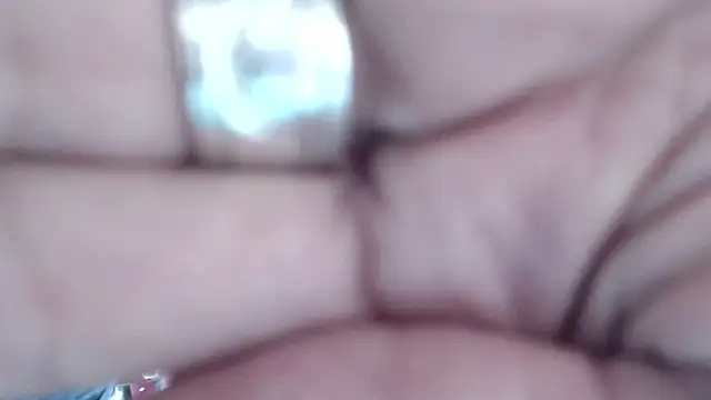 your red rose  online show from 12/28/24, 05:14