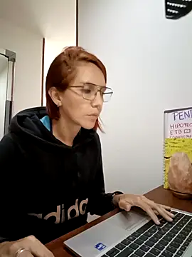 your red rose  online show from 02/28/25, 04:20