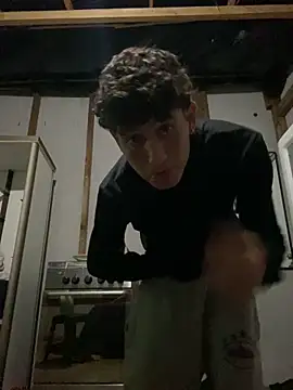 Snapshot of LatinBoysxxx chatting on 02/26/26, 05:17 LatinBoysxxx online show from 02/26/26, 05:17