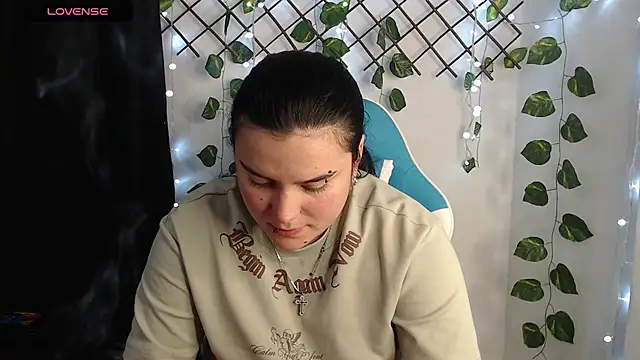 Nika 1  online show from 05/25/26, 12:27
