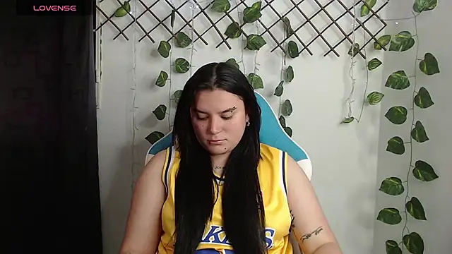 Snapshot of Nika_1_ chatting on 07/01/26, 12:23 Nika 1 online show from 07/01/26, 12:23