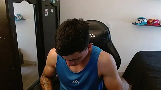 kv   xxx  online show from 12/17/25, 05:19