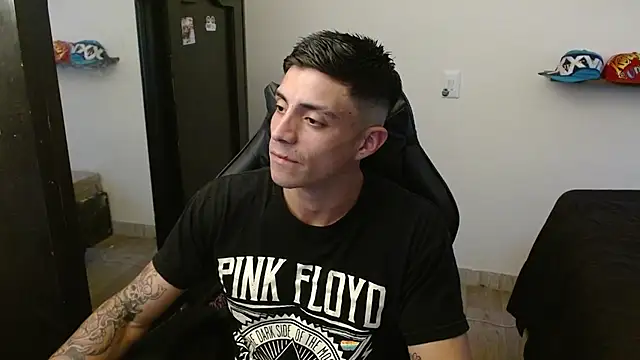 kv   xxx  online show from 12/20/25, 10:17