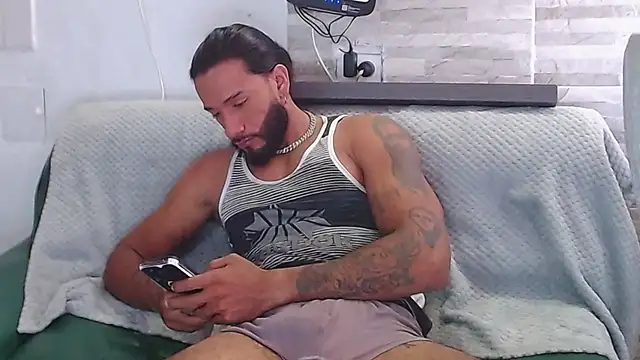  jhon connor  online show from 02/03/26, 08:03