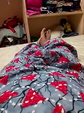 Snapshot of sneha_telugu_girl chatting on 12/08/24, 04:28 sneha telugu girl online show from 12/08/24, 04:28