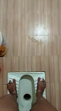 Snapshot of sneha_telugu_girl chatting on 03/23/25, 02:48 sneha telugu girl online show from 03/23/25, 02:48