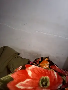 Snapshot of menakshiiikaur chatting on 12/02/24, 05:26 menakshiiikaur online show from 12/02/24, 05:26