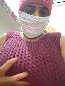 Snapshot of menakshiiikaur chatting on 01/31/25, 06:14 menakshiiikaur online show from 01/31/25, 06:14