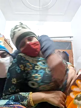 Snapshot of menakshiiikaur chatting on 02/01/25, 05:47 menakshiiikaur online show from 02/01/25, 05:47